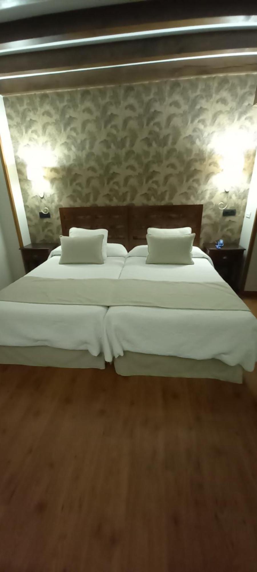 La Casona De Revolgo 호텔 산틸라나델마르 외부 사진
